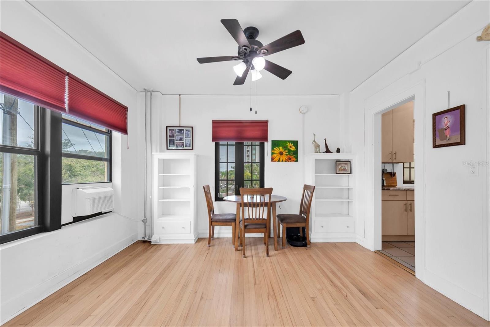 FLORI DE LEON APTS CO-OP - Residential