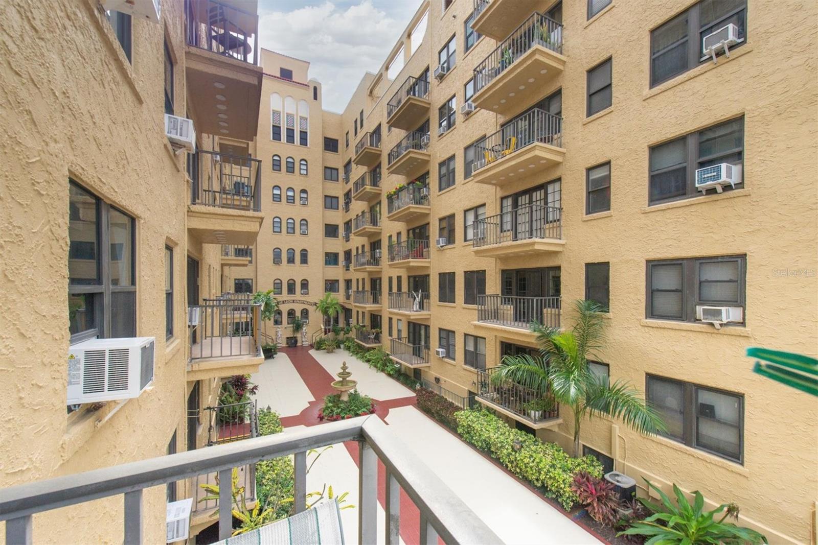 FLORI DE LEON APTS CO-OP - Residential