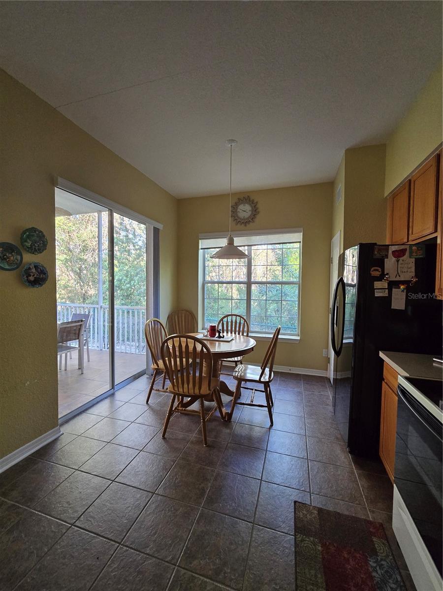 PHILLIPS BAY CONDO PH 02 OR 5723/2465 - Residential