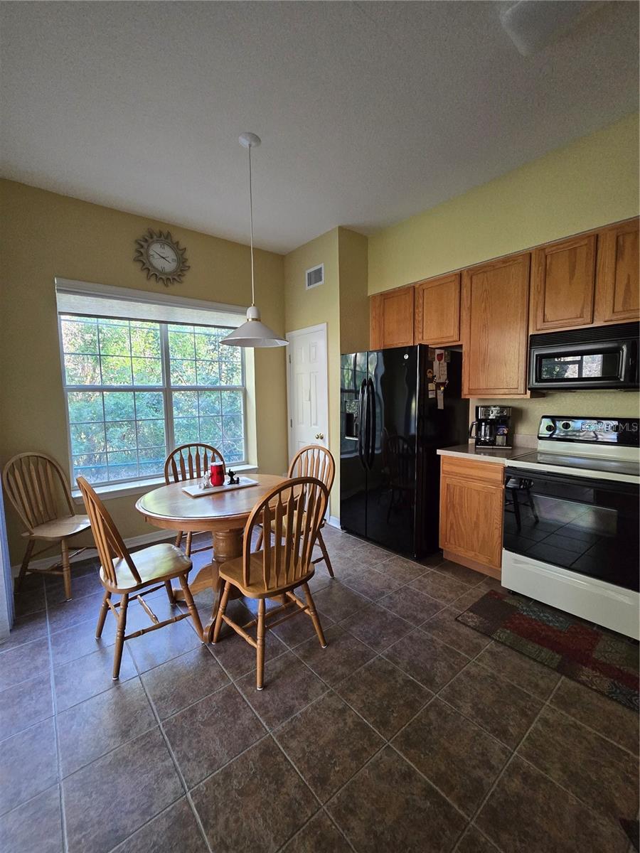 PHILLIPS BAY CONDO PH 02 OR 5723/2465 - Residential