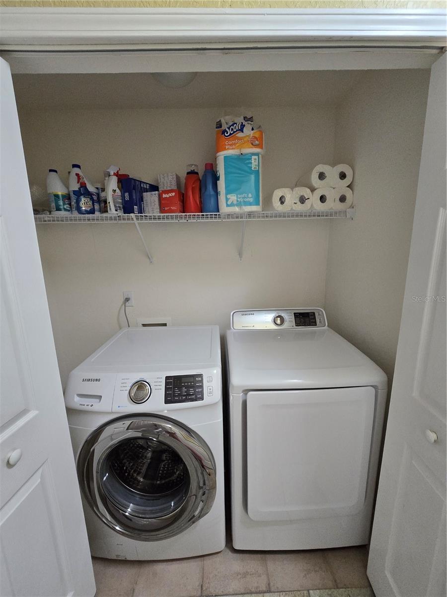 PHILLIPS BAY CONDO PH 02 OR 5723/2465 - Residential