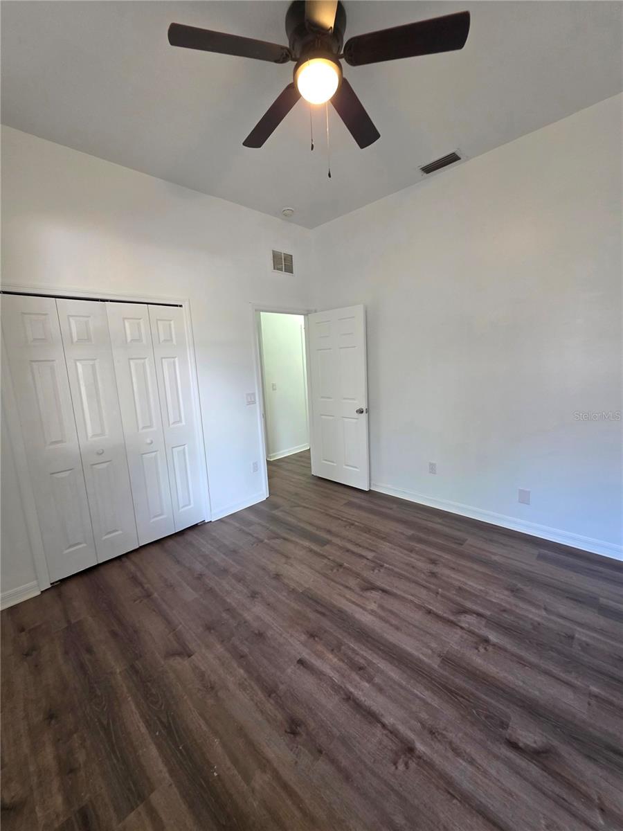 RAVEN GLEN UN 01 - Residential Lease