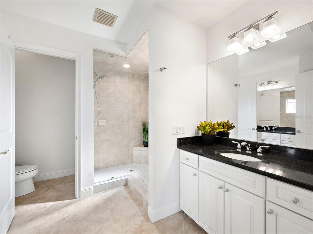 HARBOR VIEW ON GOLDEN GATE POINT - Residential