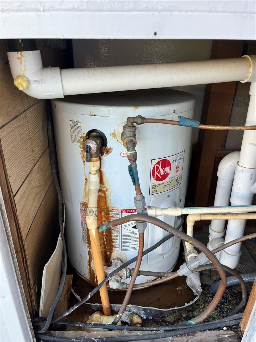 VENICE ISLE - Residential