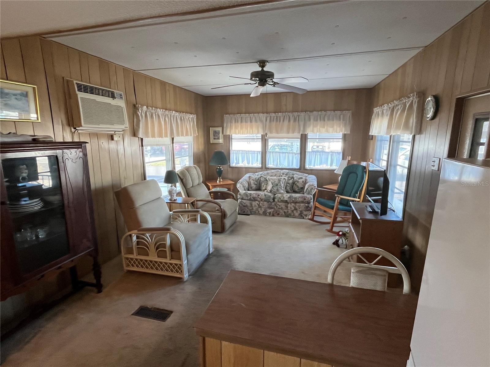 VENICE ISLE - Residential