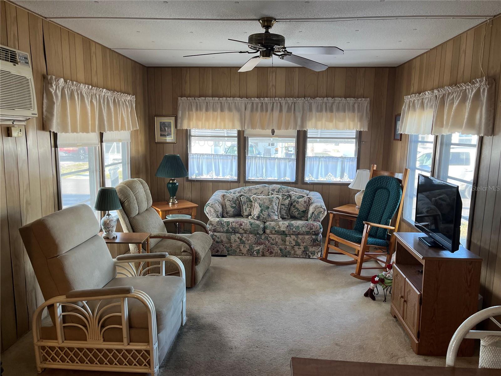 VENICE ISLE - Residential