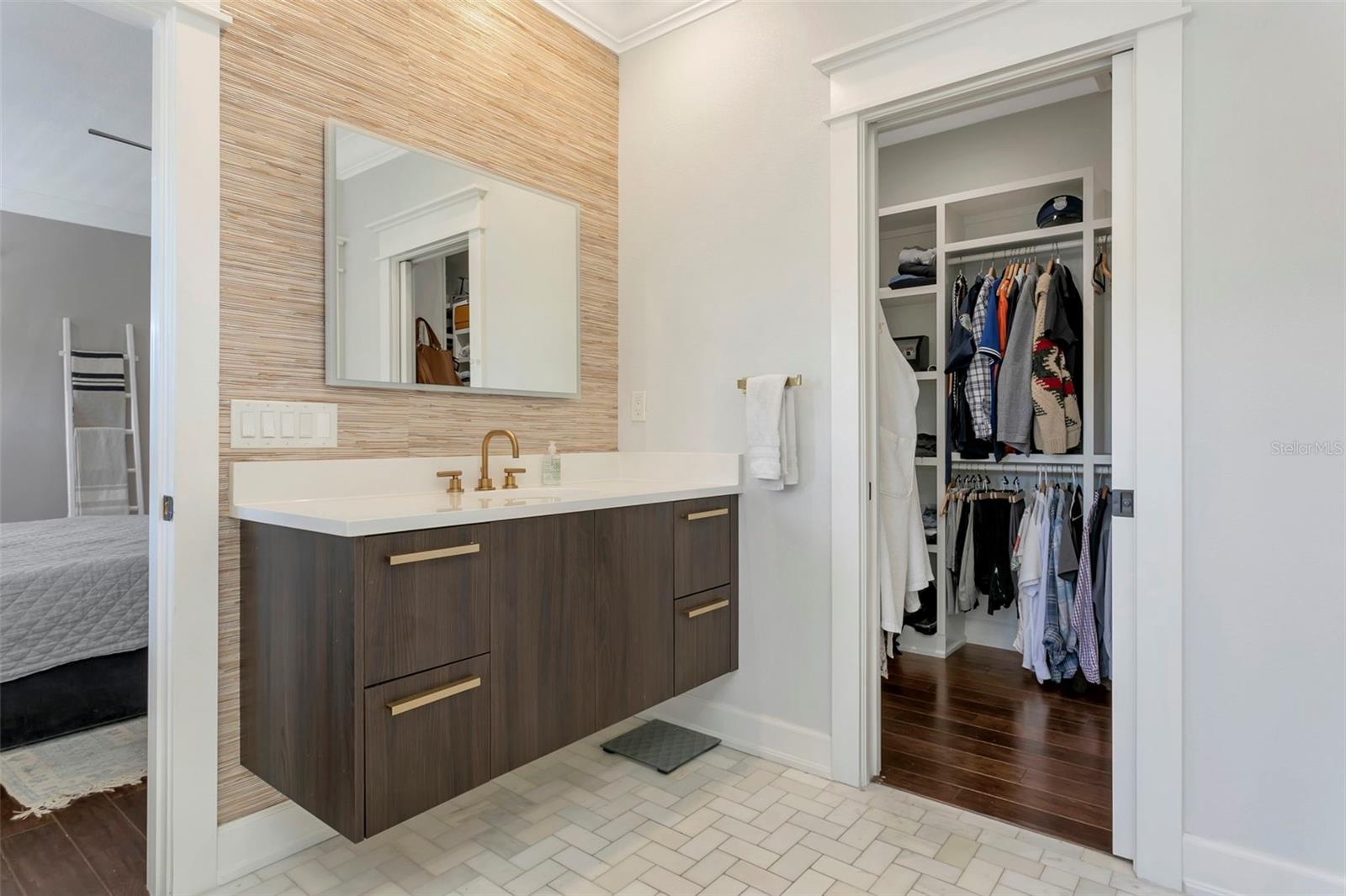 HARBOR CREST - Residential