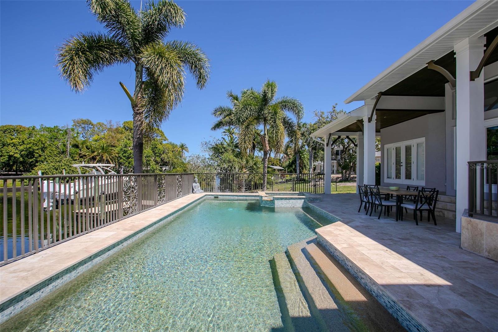 HARBOR CREST - Residential