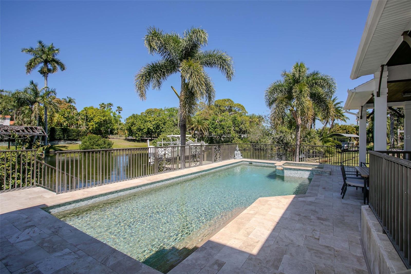 HARBOR CREST - Residential