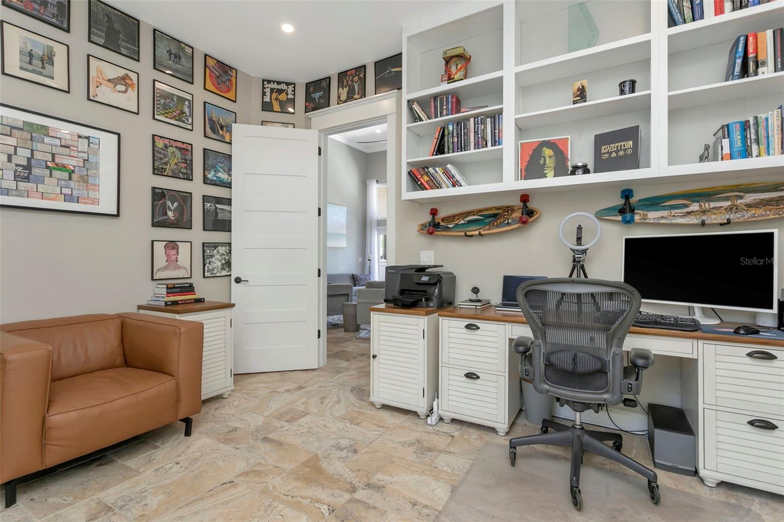 HARBOR CREST - Residential