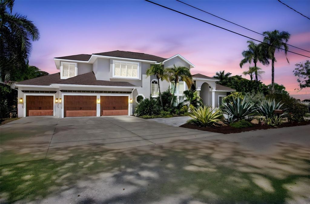 Photo of 110 39th Street Court NW, Bradenton, FL 34205 (MLS # A4687579)