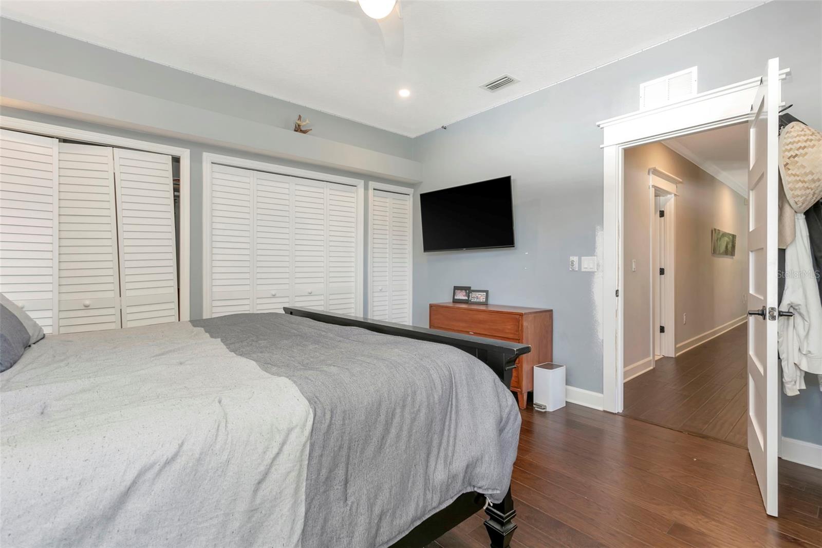 HARBOR CREST - Residential