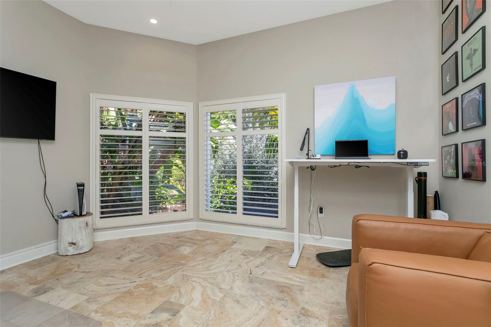 HARBOR CREST - Residential