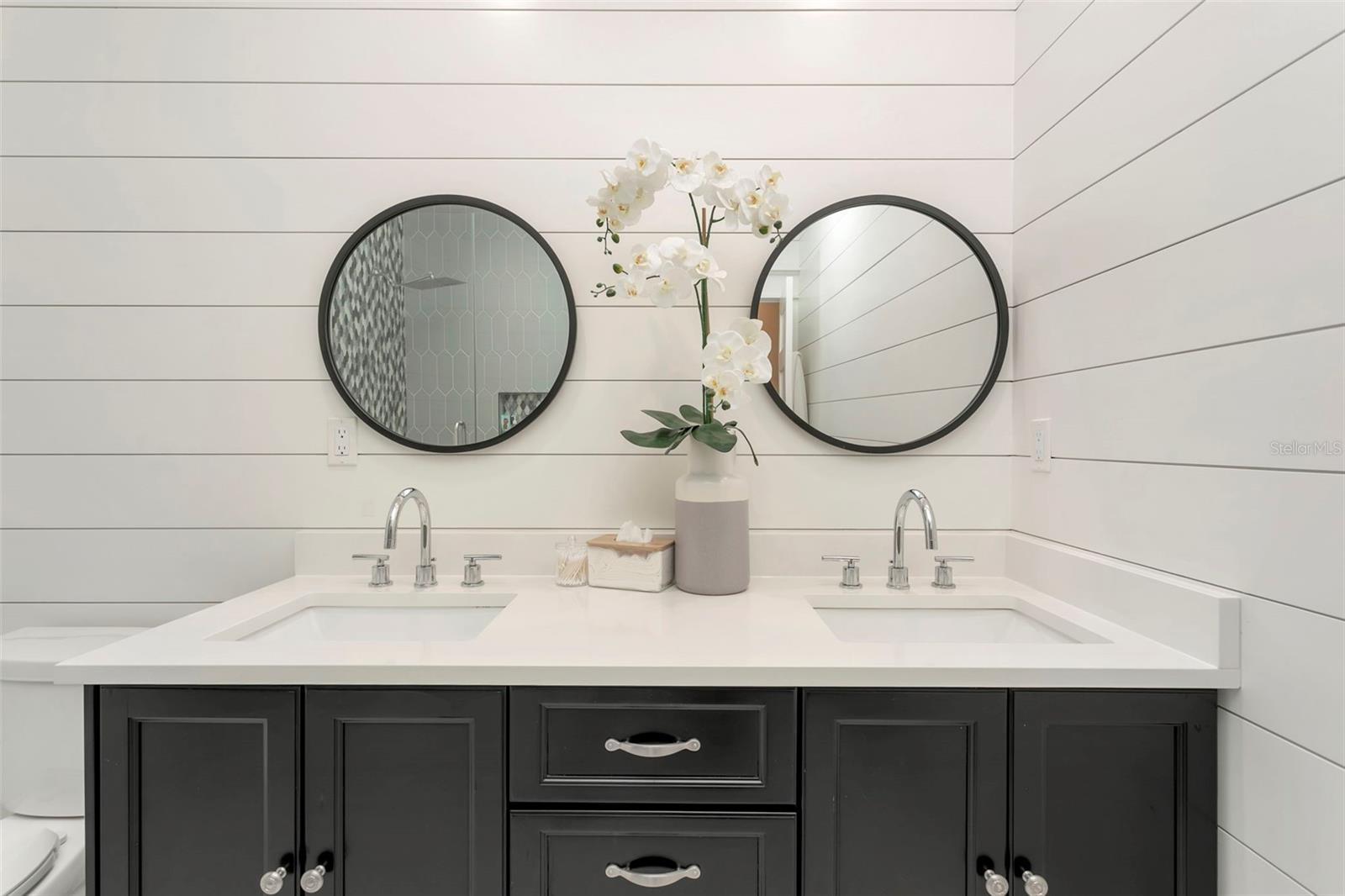 HARBOR CREST - Residential