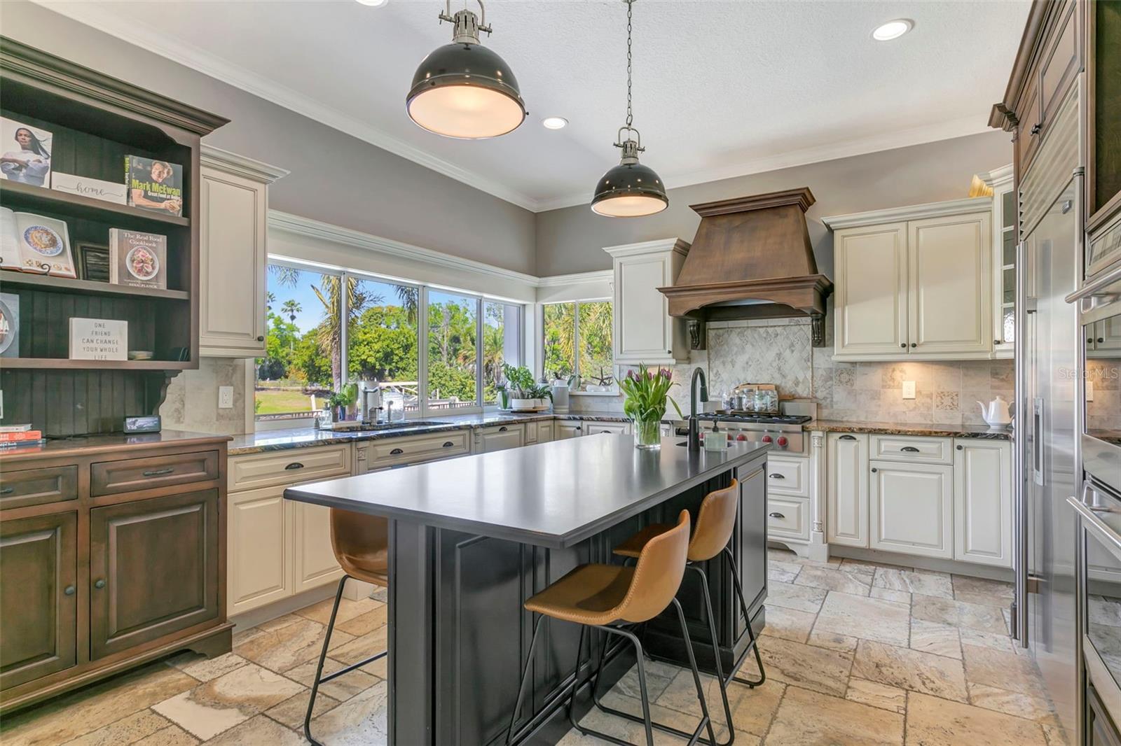 HARBOR CREST - Residential