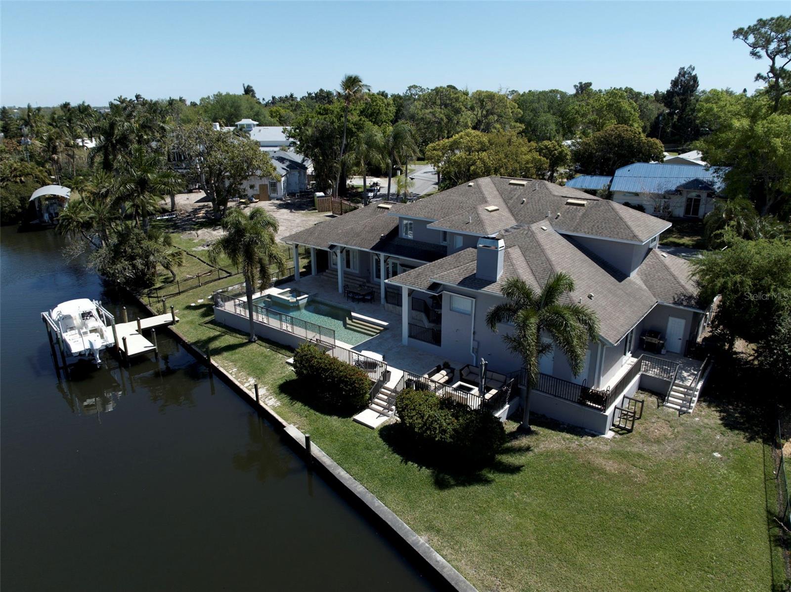 HARBOR CREST - Residential