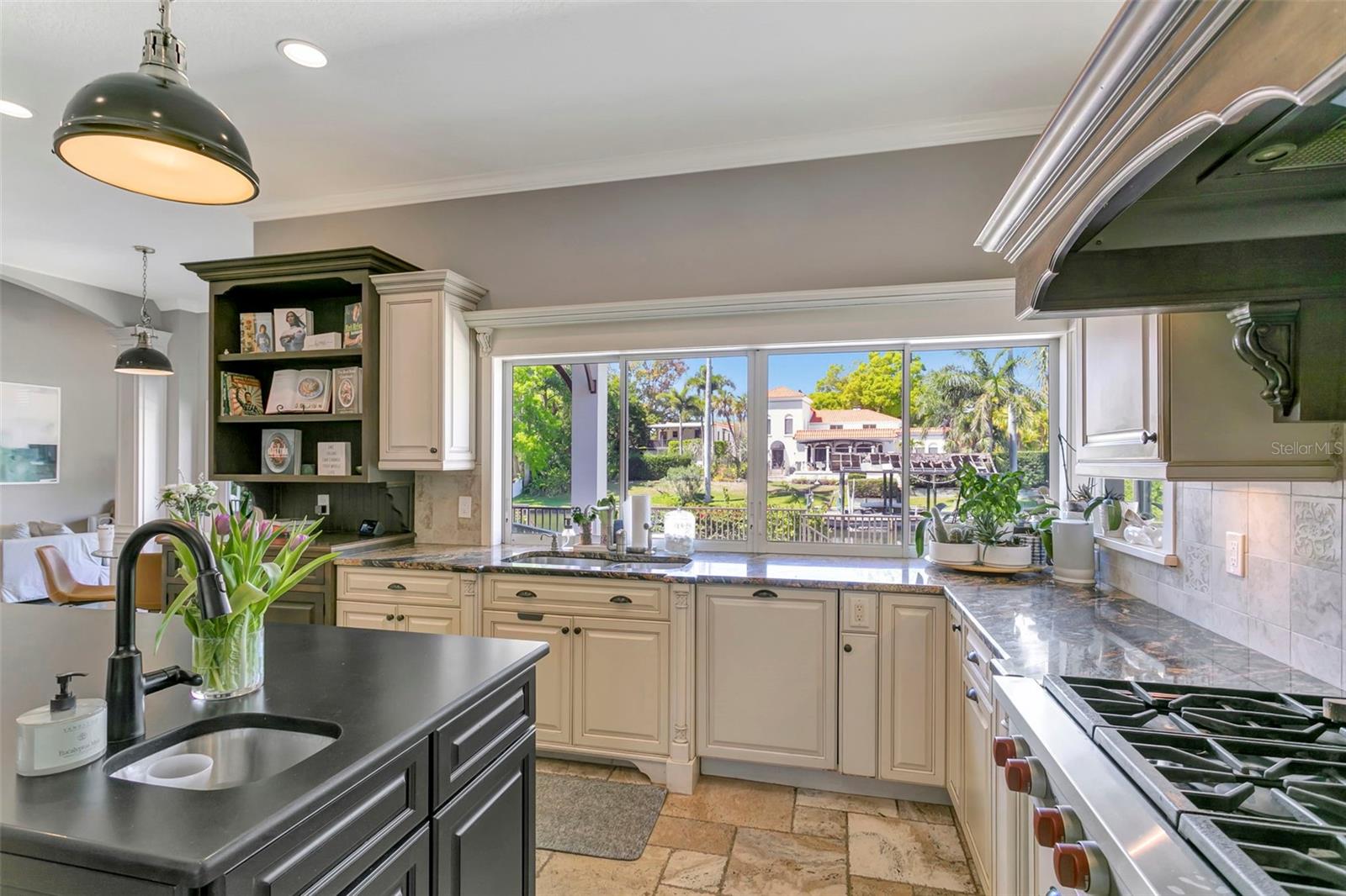 HARBOR CREST - Residential