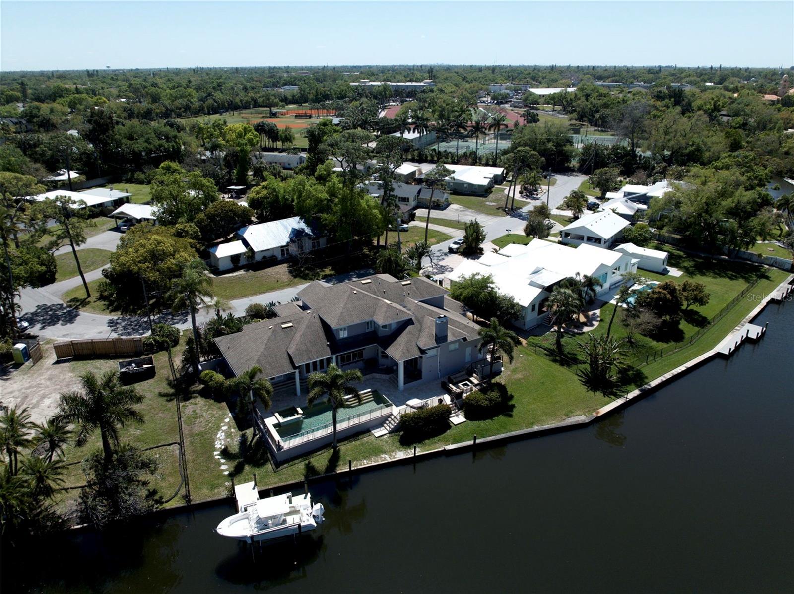 HARBOR CREST - Residential