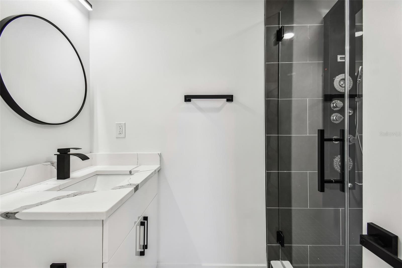 BARNARD ERASTUS A S REV SUB - Residential Lease