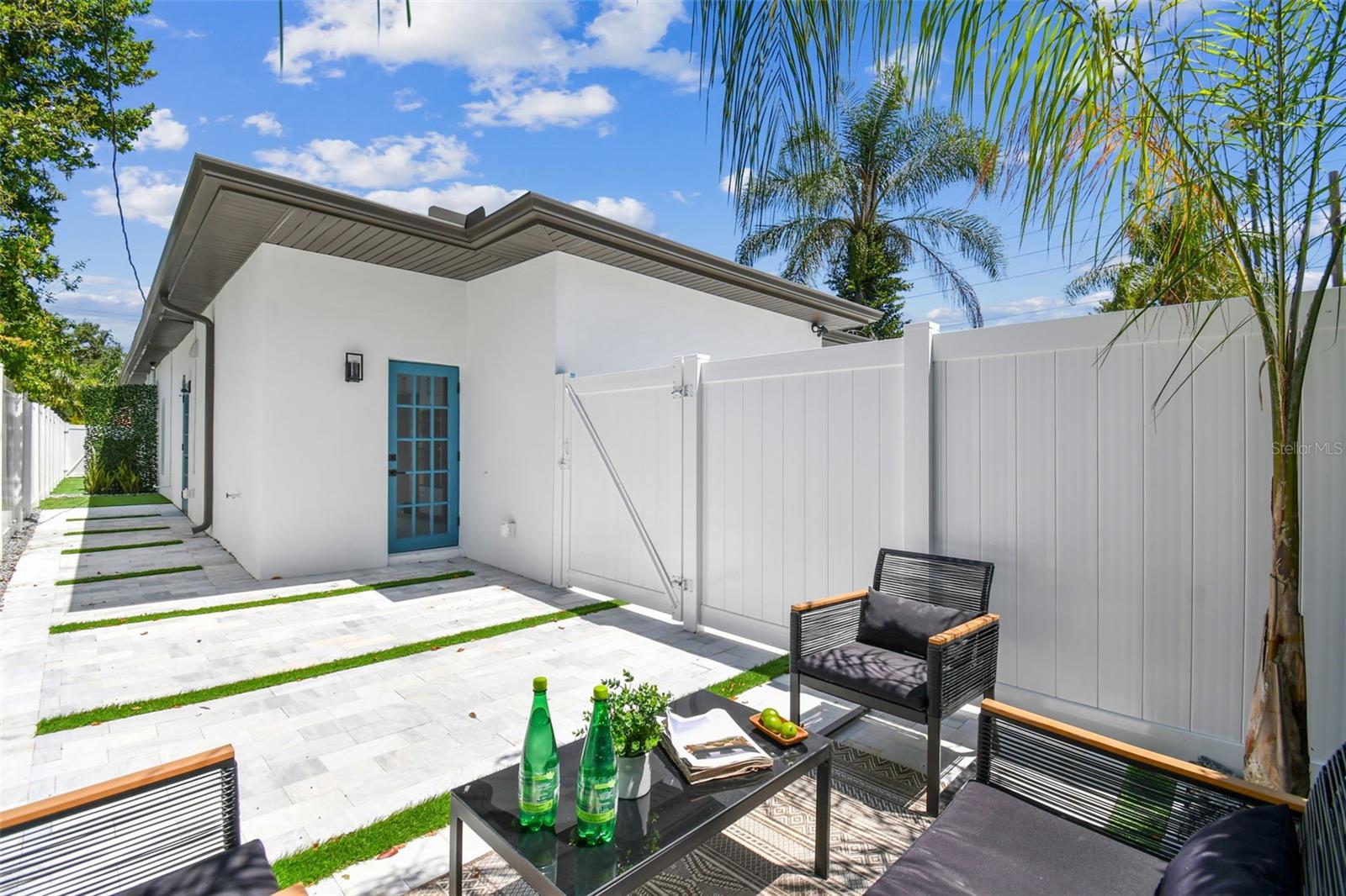 BARNARD ERASTUS A S REV SUB - Residential Lease