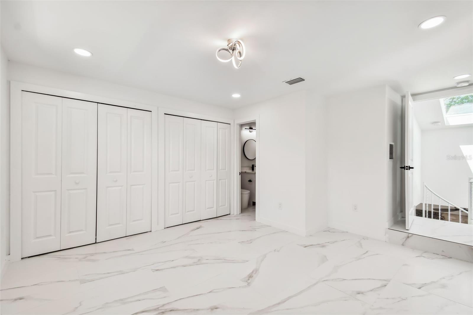 BARNARD ERASTUS A S REV SUB - Residential Lease