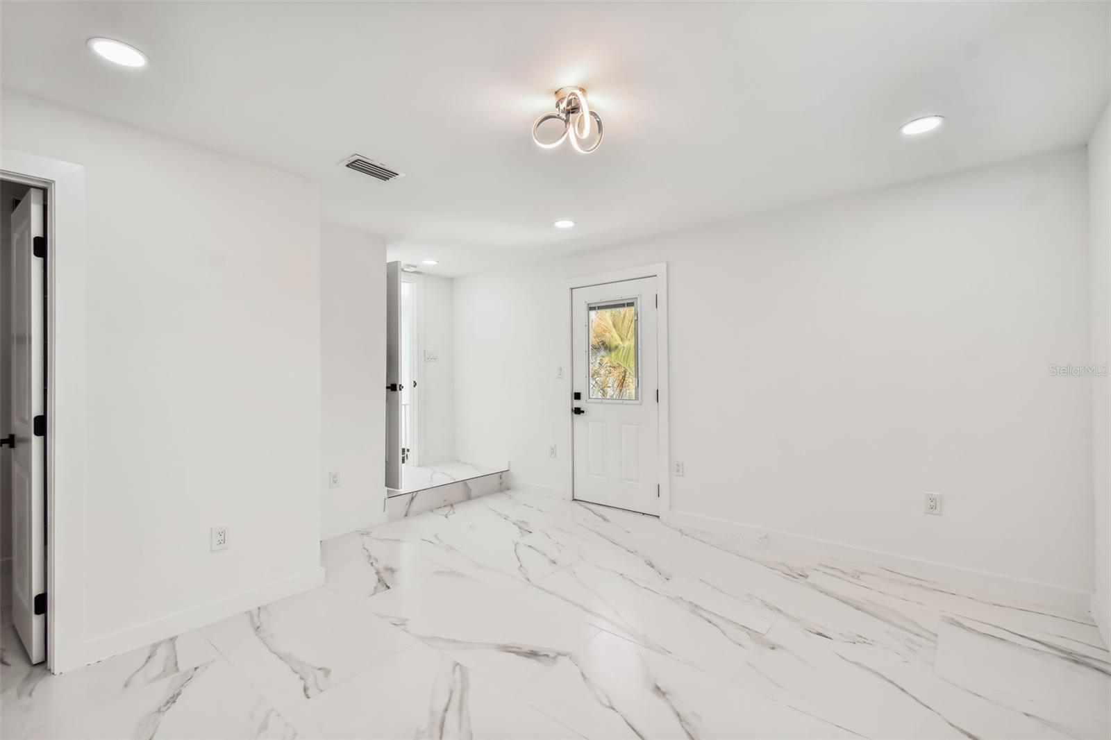 BARNARD ERASTUS A S REV SUB - Residential Lease