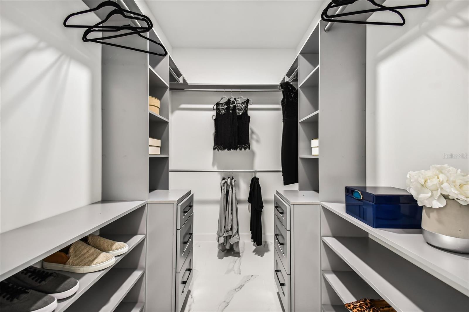 BARNARD ERASTUS A S REV SUB - Residential Lease