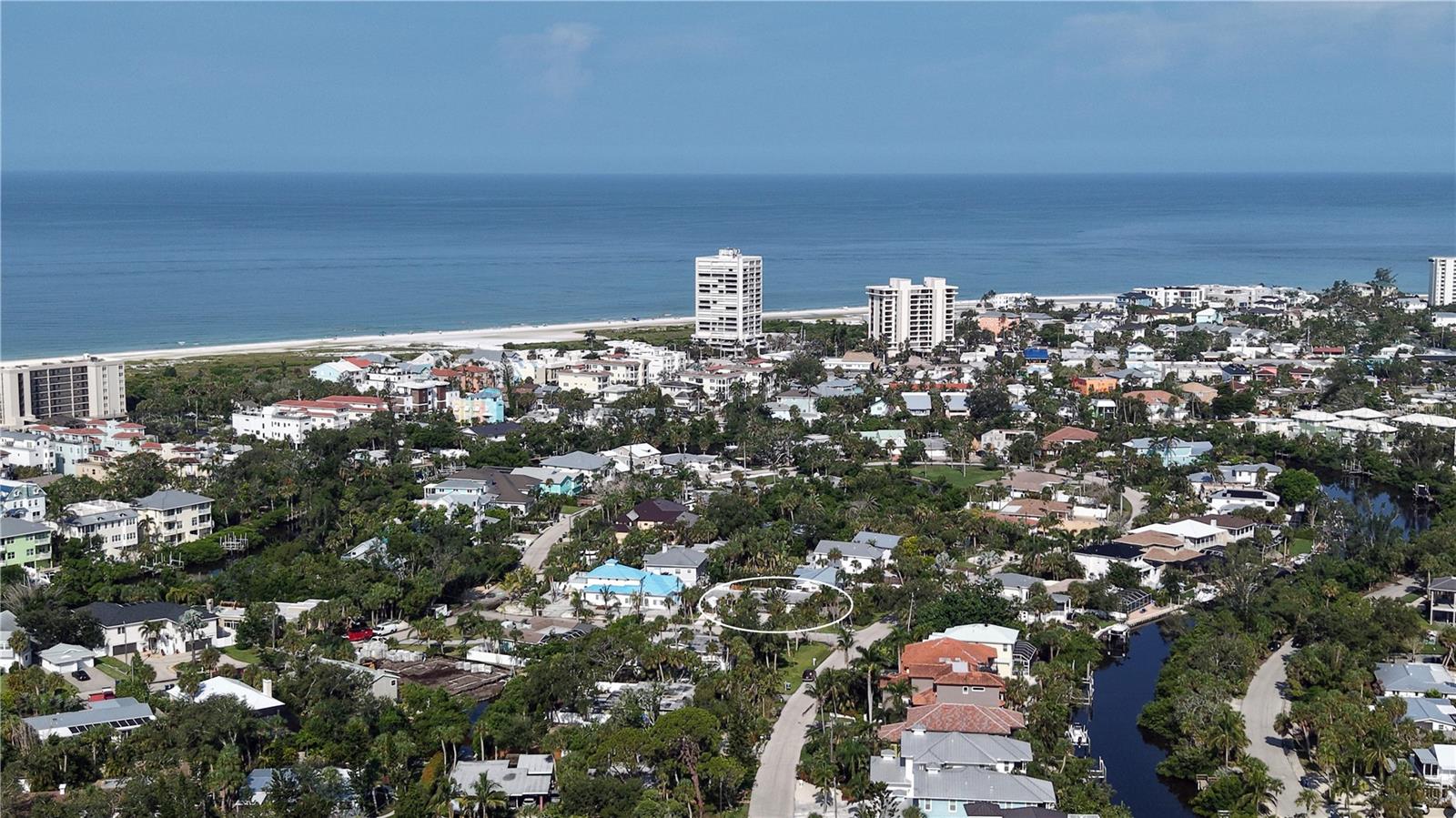 SARASOTA BEACH - Residential