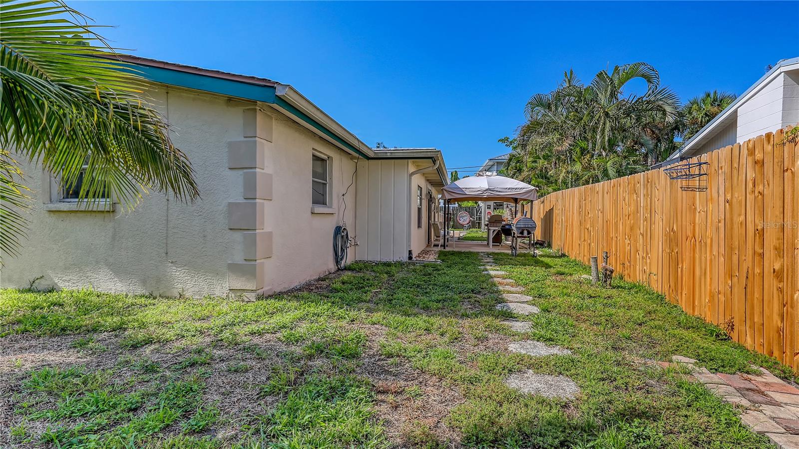 SARASOTA BEACH - Residential