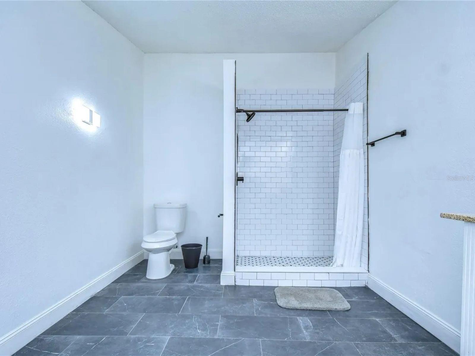 TEMPLE CREST UNIT 2 - Residential Lease