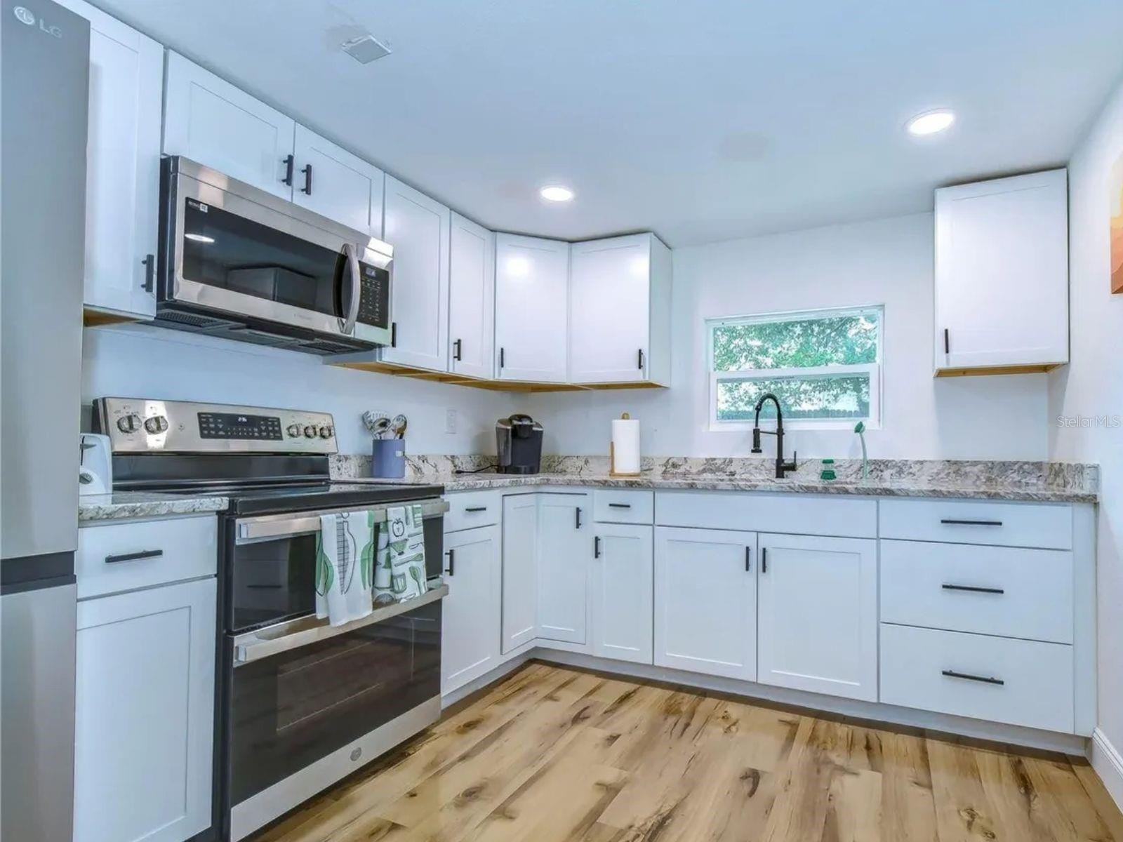 TEMPLE CREST UNIT 2 - Residential Lease