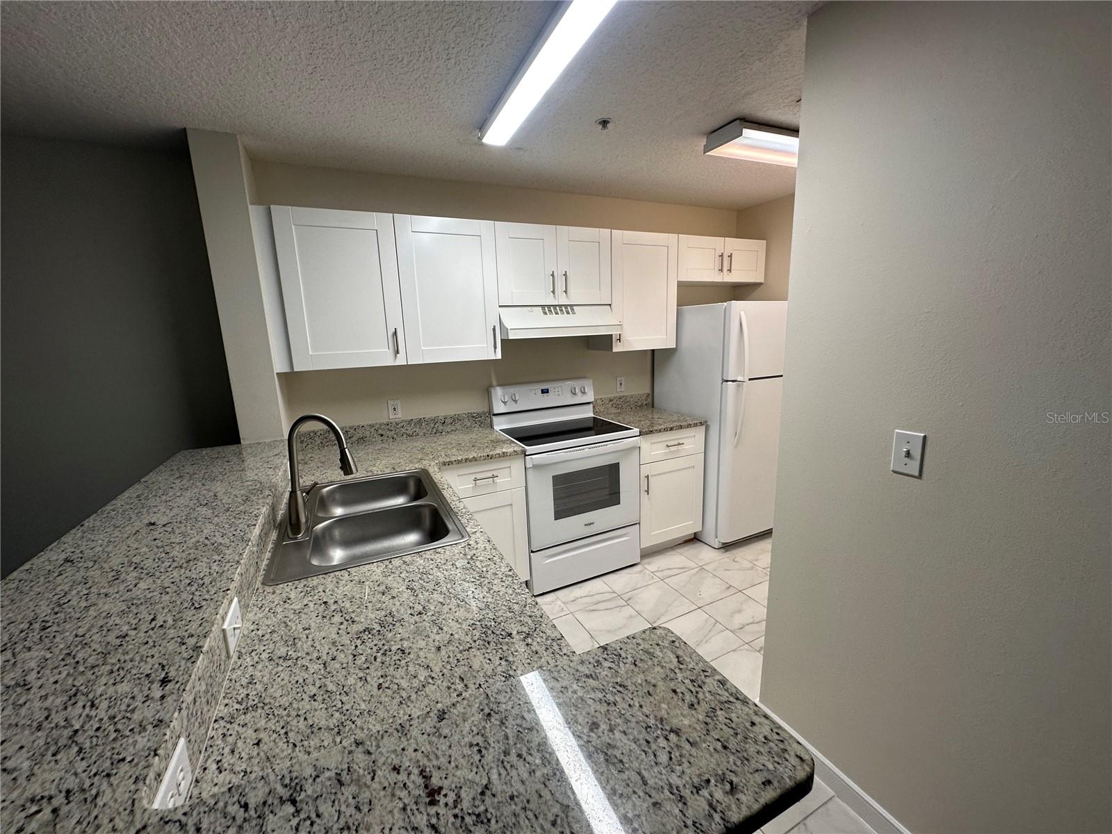 TOWN CENTER CONDOS - Residential Lease