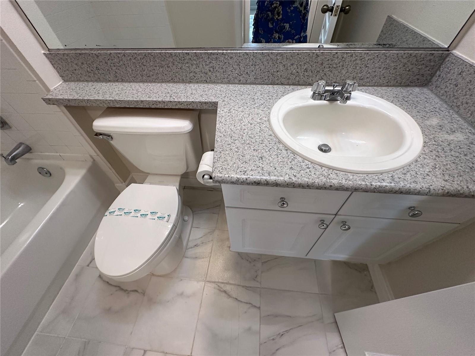 TOWN CENTER CONDOS - Residential Lease