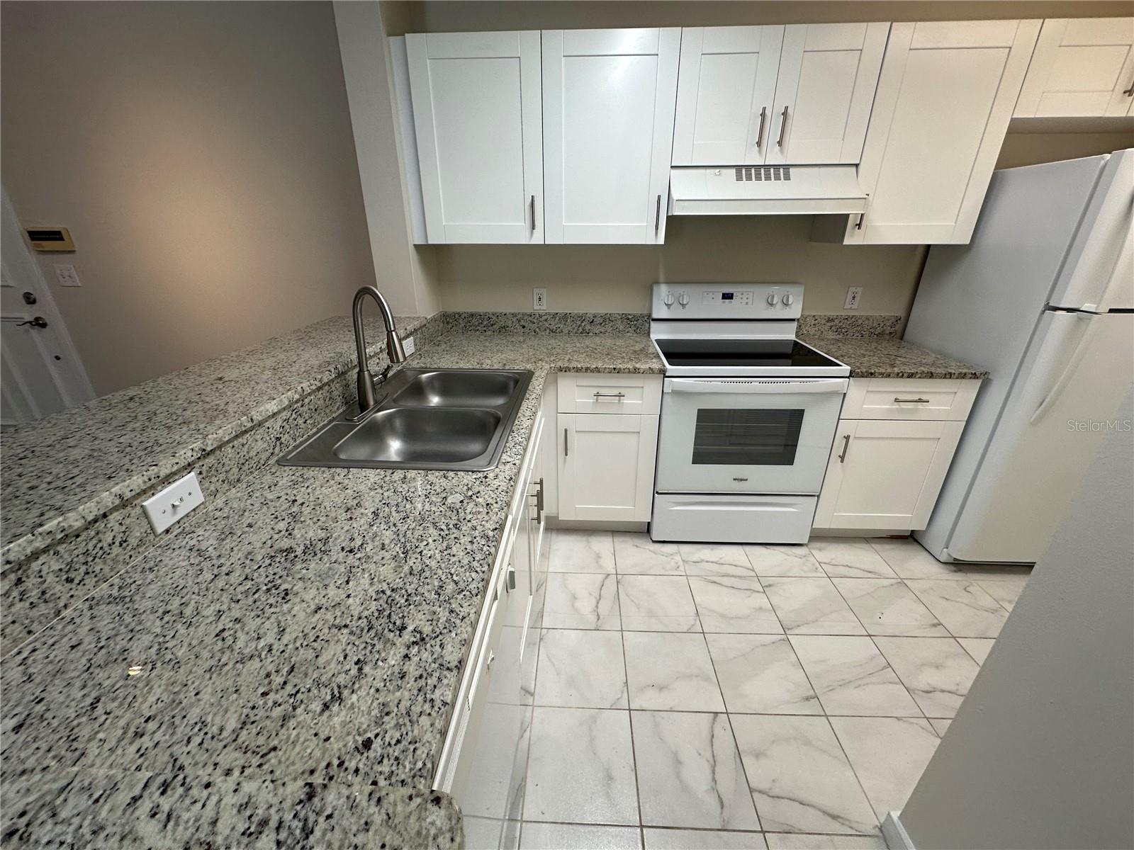 TOWN CENTER CONDOS - Residential Lease
