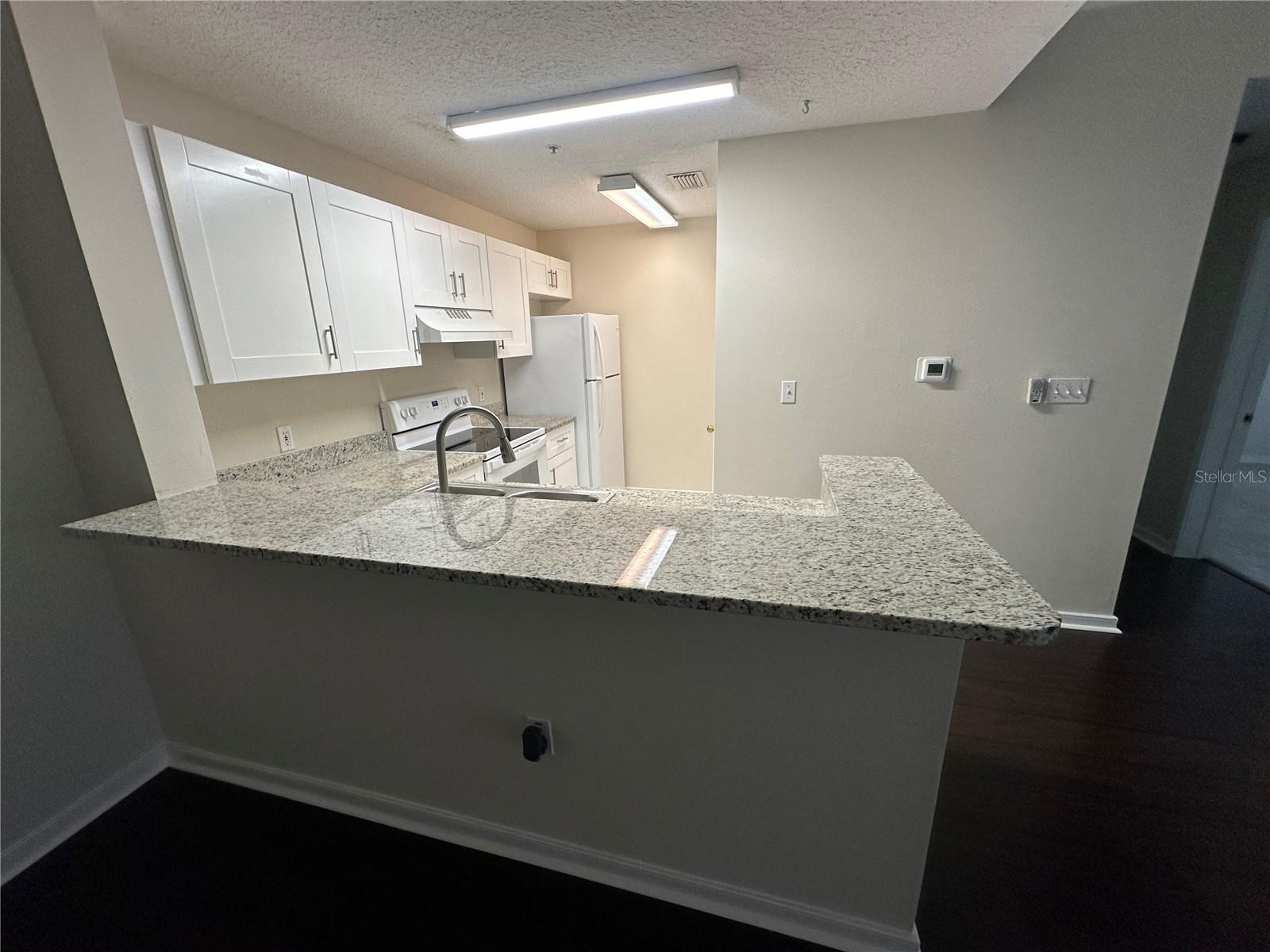 TOWN CENTER CONDOS - Residential Lease