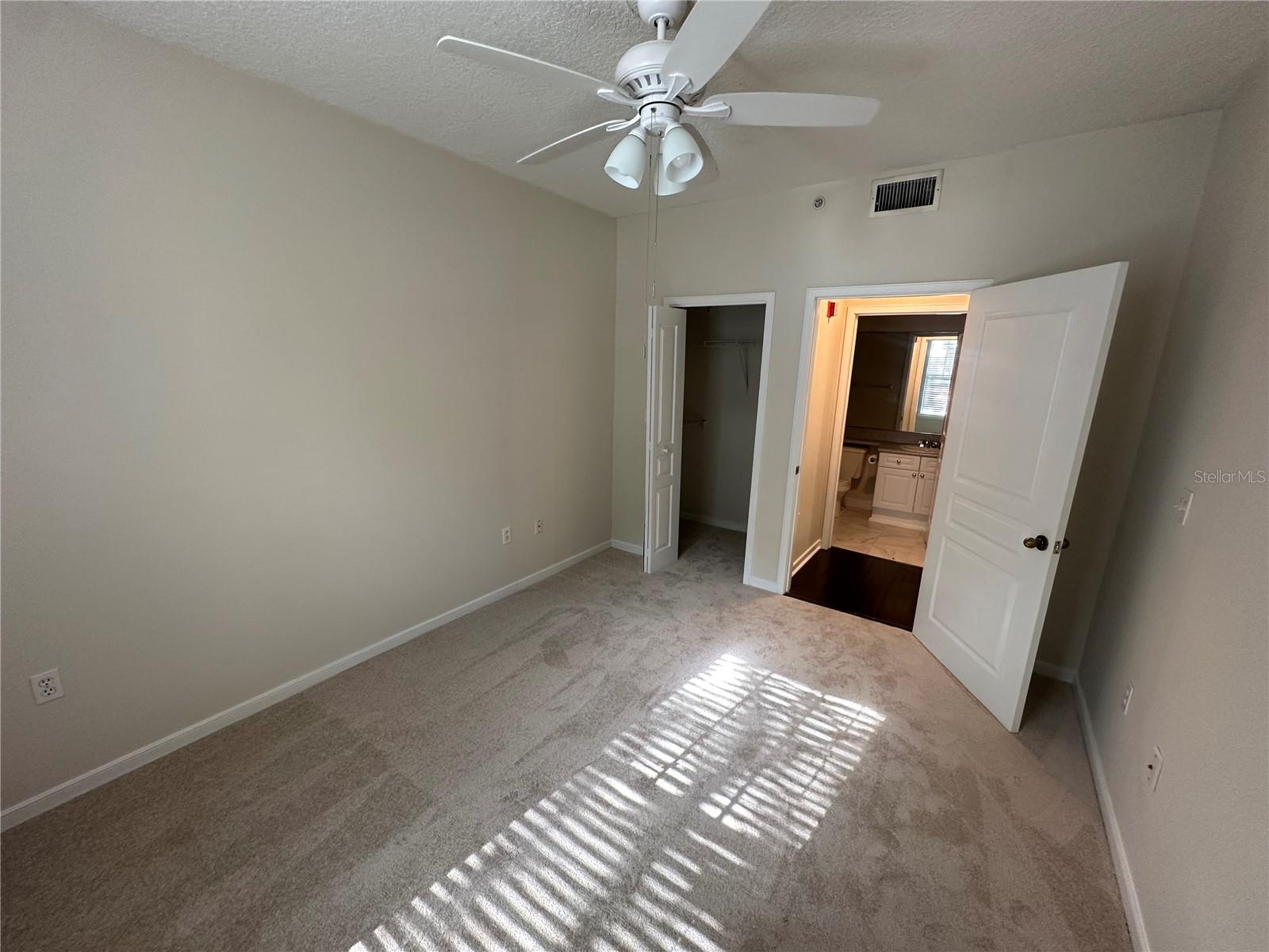TOWN CENTER CONDOS - Residential Lease