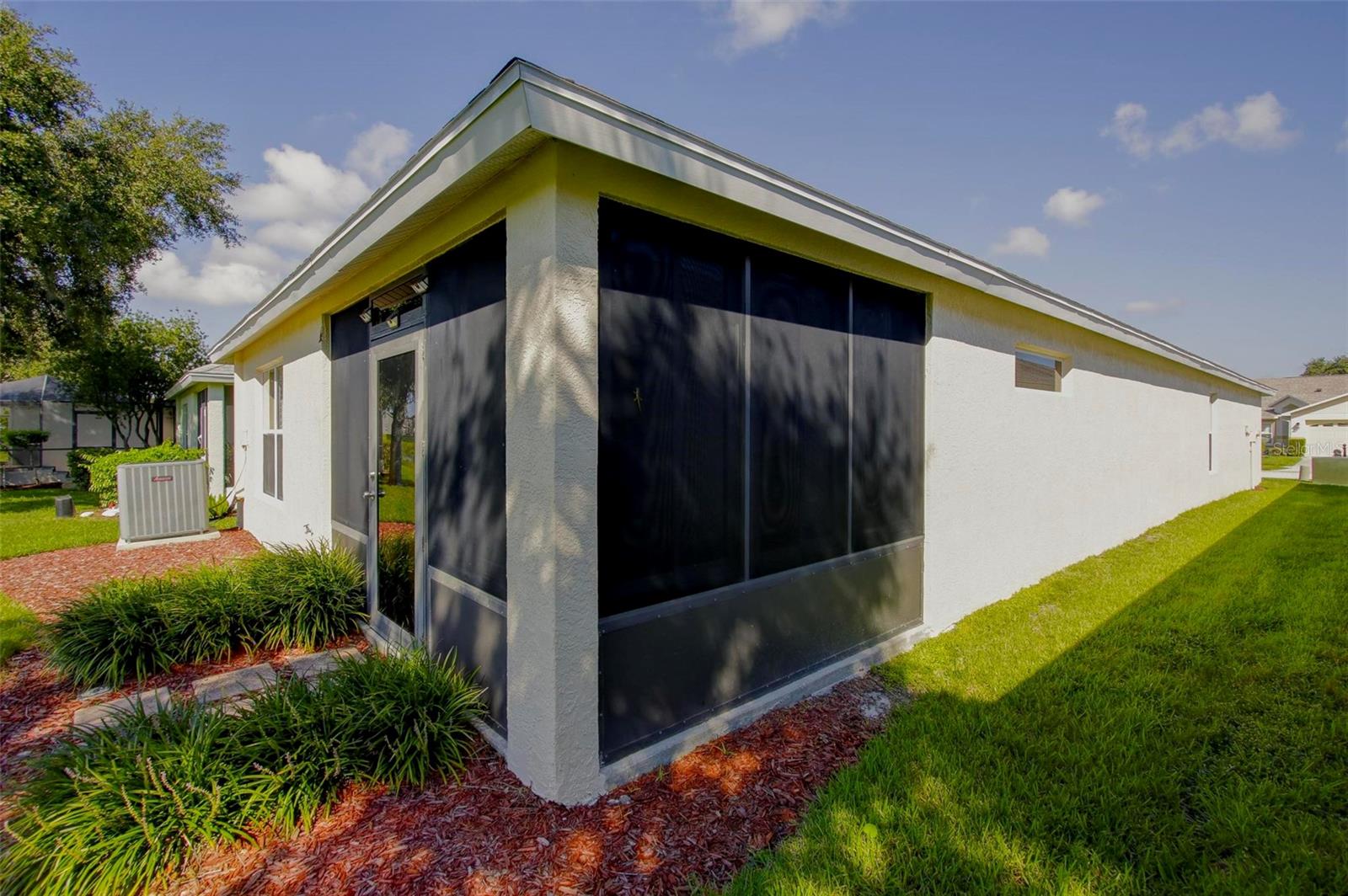 FAIRWAYS QUAIL HOLLOW PH 01 - Residential