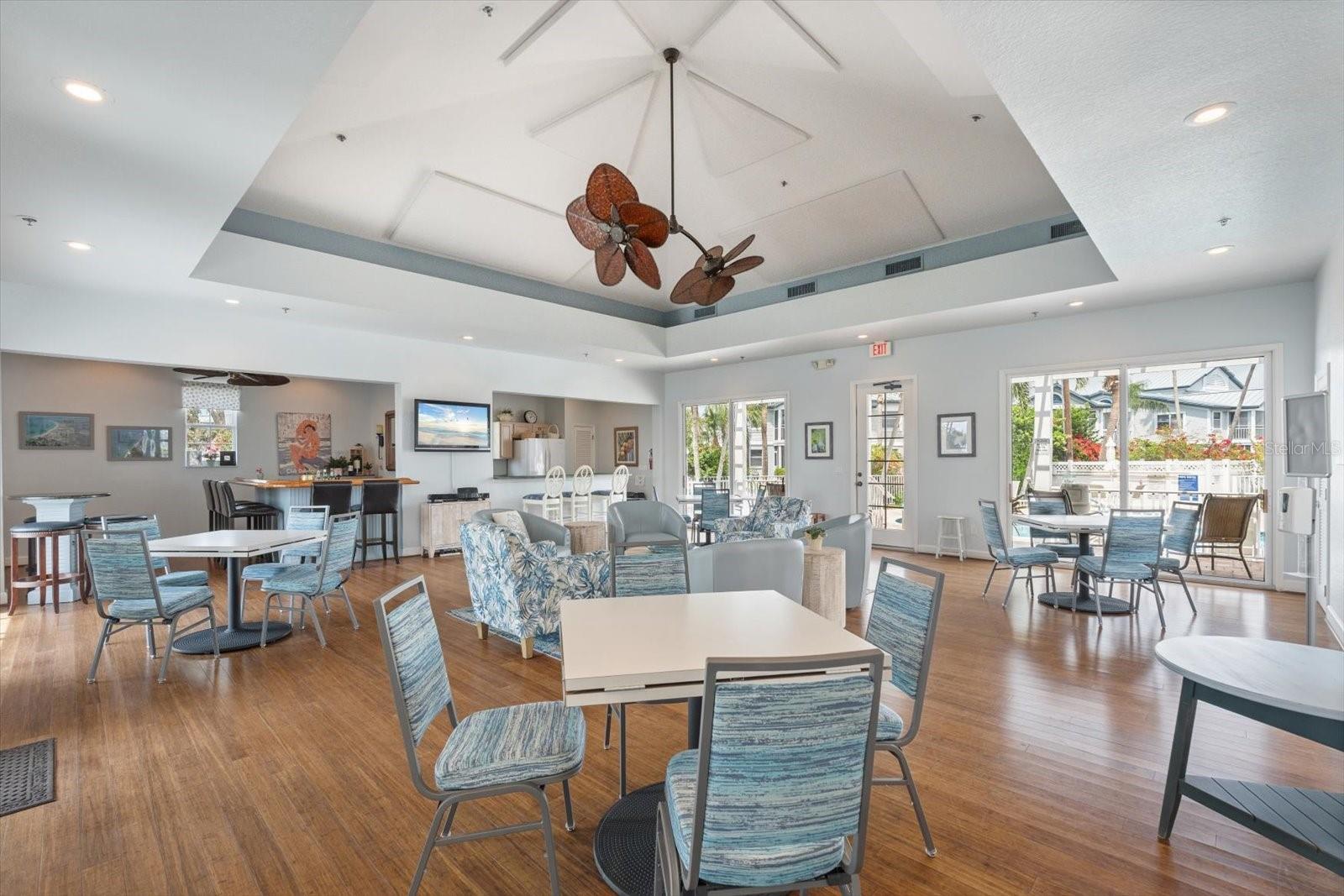 DOLPHIN BAY - Residential