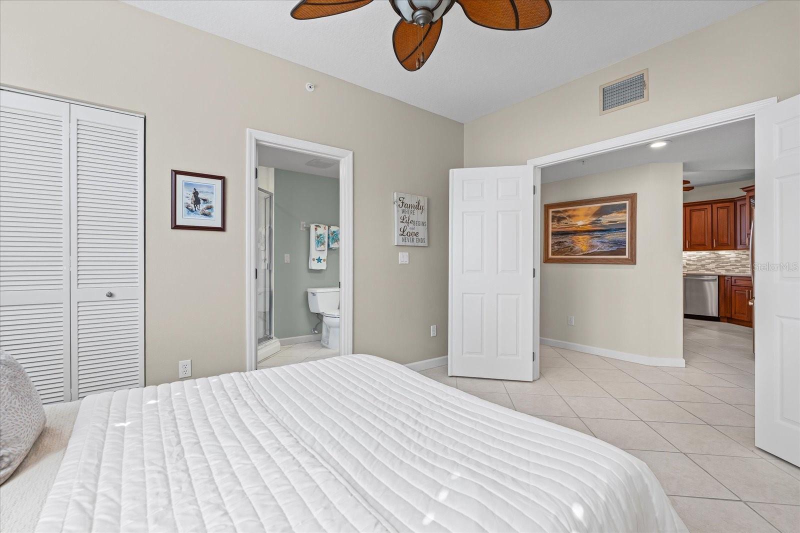 DOLPHIN BAY - Residential