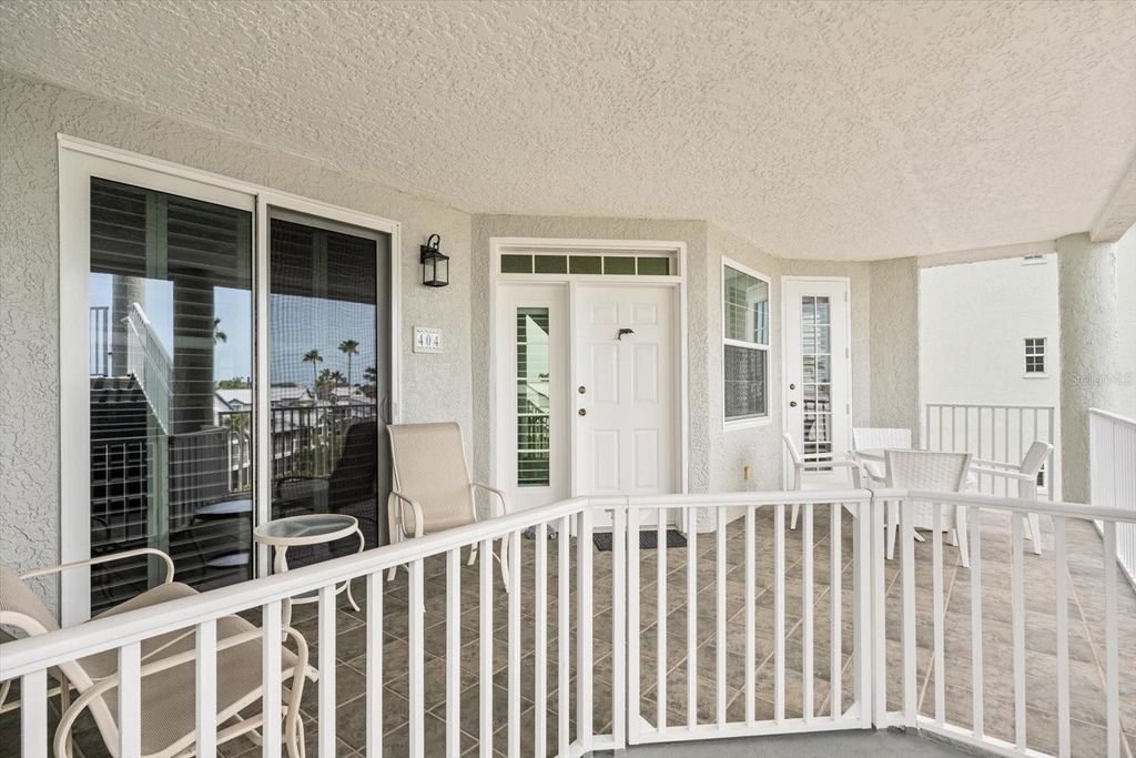 Photo of 1260 Dolphin Bay Way #404, Sarasota, FL 34242 (MLS # A4673762)