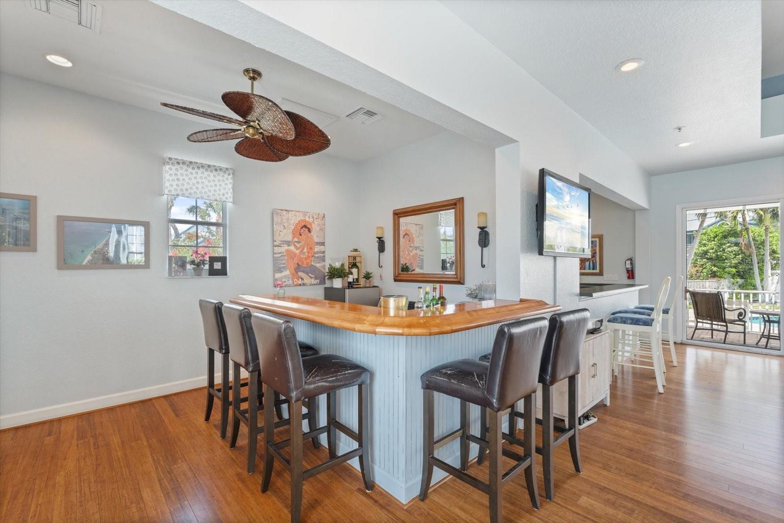 DOLPHIN BAY - Residential