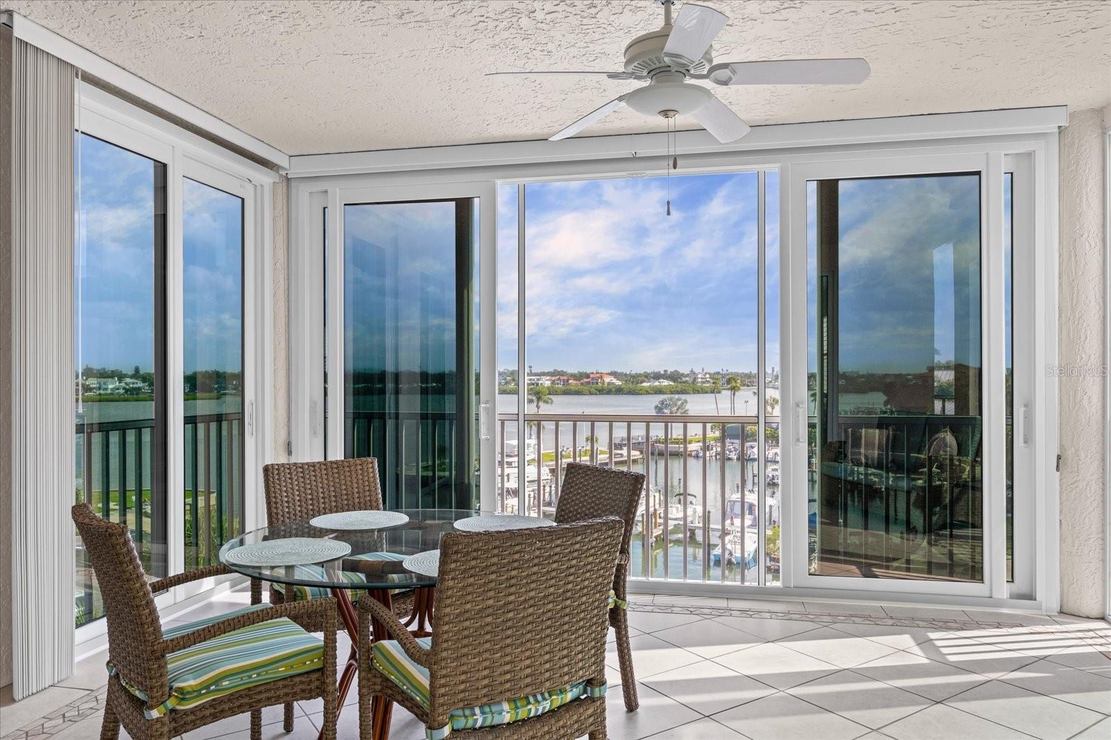 DOLPHIN BAY - Residential