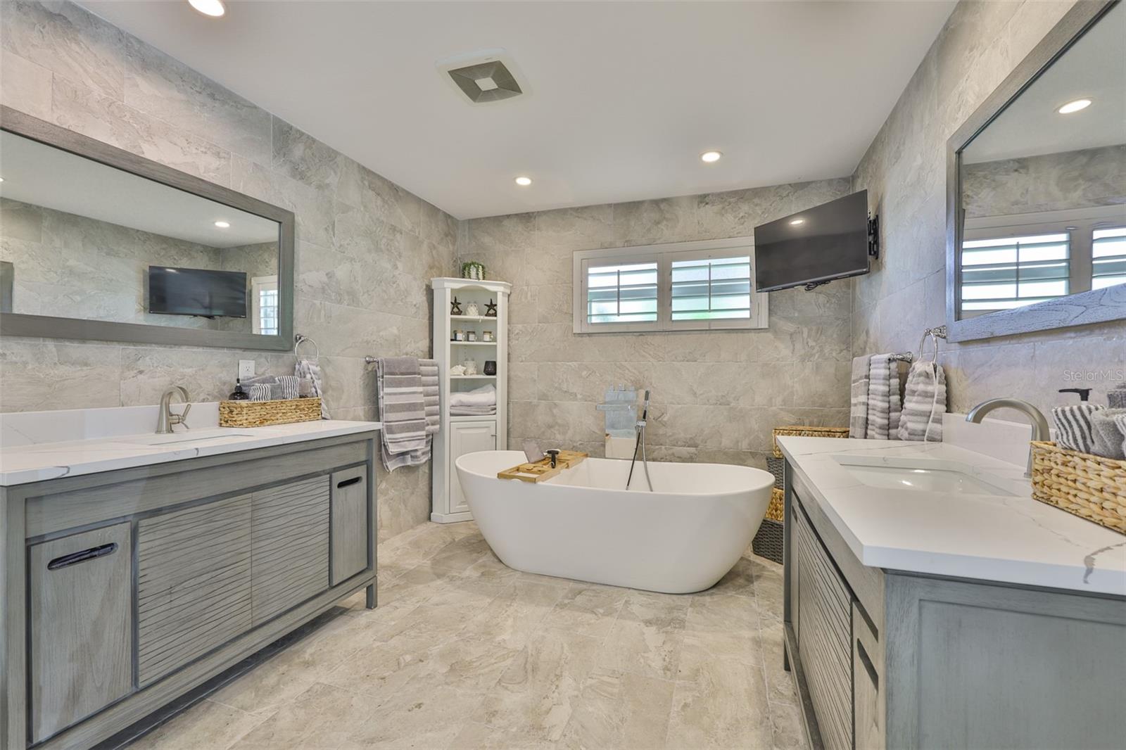 HARBOR BLUFFS SEC 5 - Residential