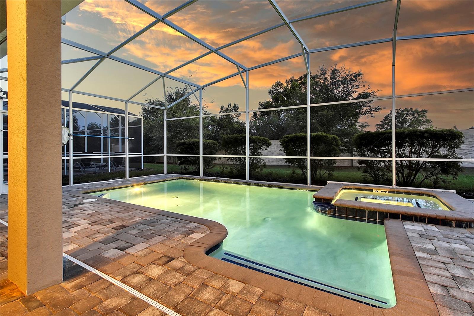 STONEYBROOK SOUTH - Residential