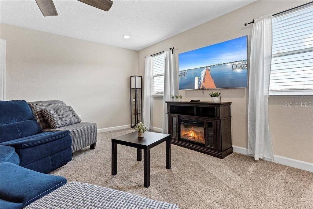 COVE/STOREY LAKE II - Residential Lease