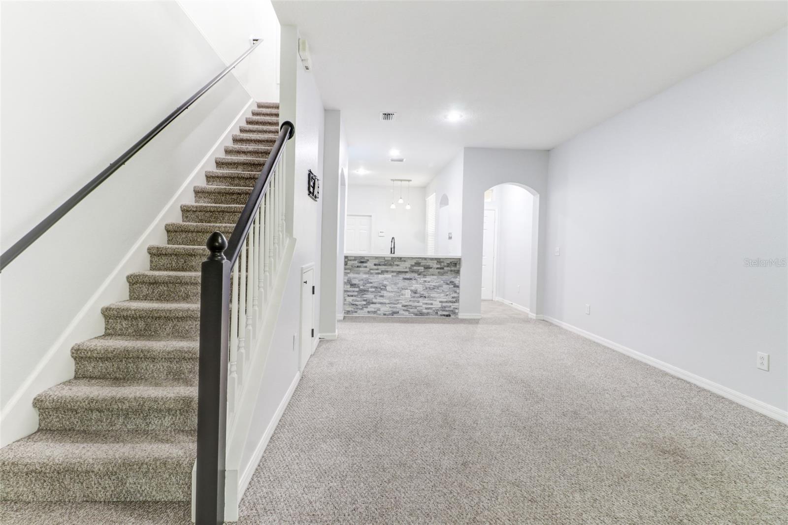 CYPRESS COVE TOWNHOMES - Residential