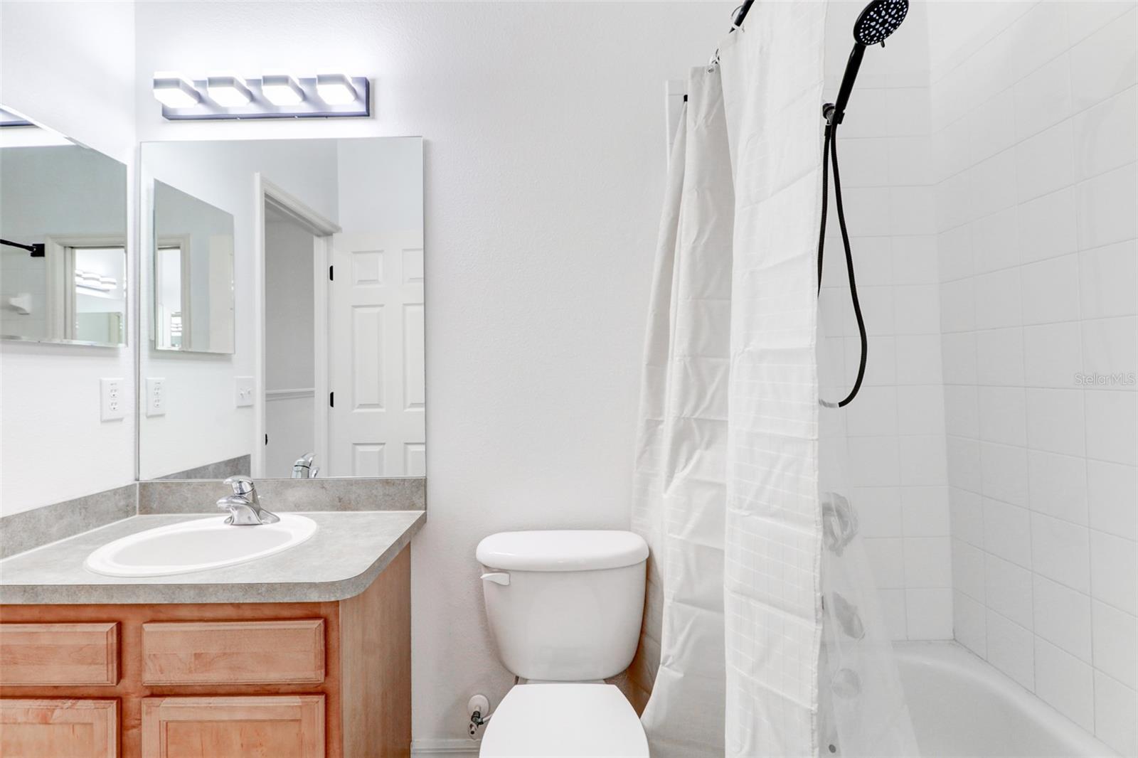 CYPRESS COVE TOWNHOMES - Residential