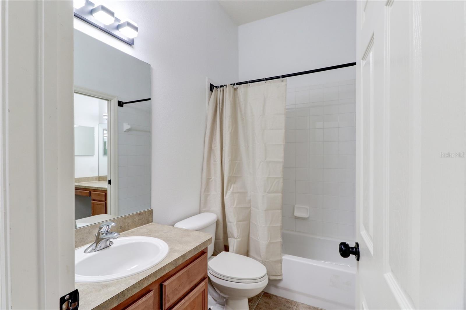 CYPRESS COVE TOWNHOMES - Residential