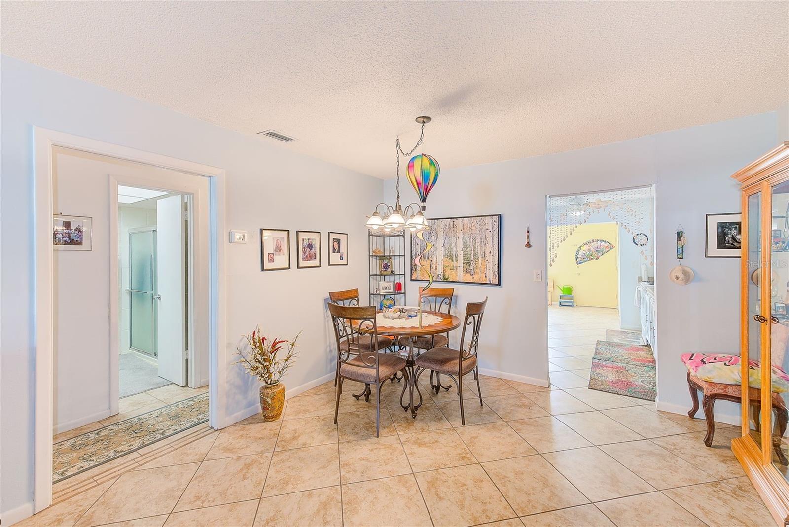 TWIN OAKS APTS IX CONDO - Residential