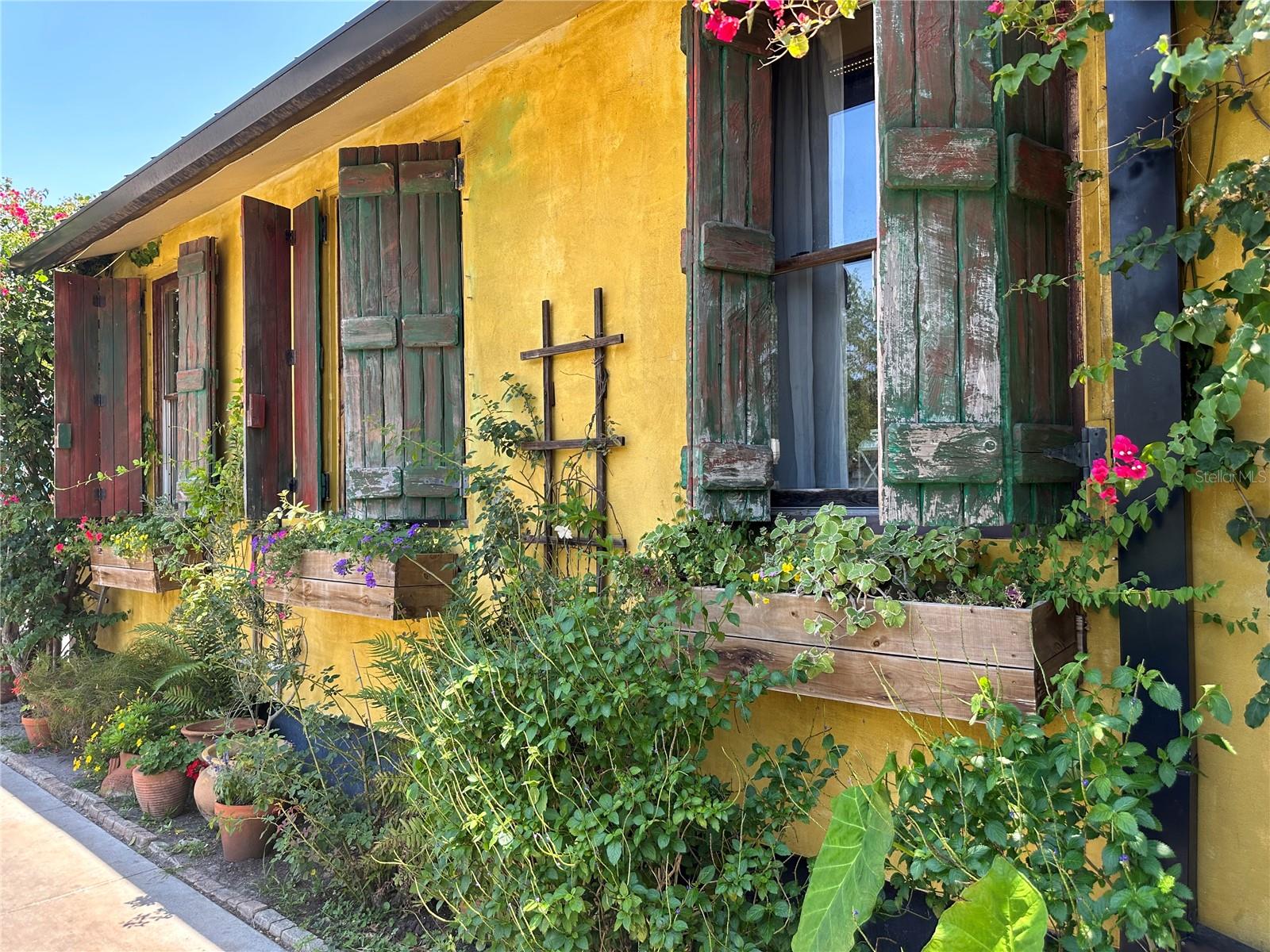 TOWN SHORES OF GULFPORT - Residential